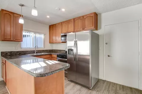 303 E Alameda Ave, Burbank, CA 91502 photo 28