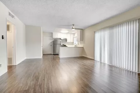 303 E Alameda Ave, Burbank, CA 91502 photo 14