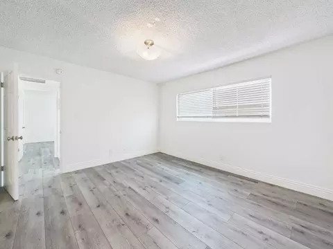 303 E Alameda Ave, Burbank, CA 91502 photo 44