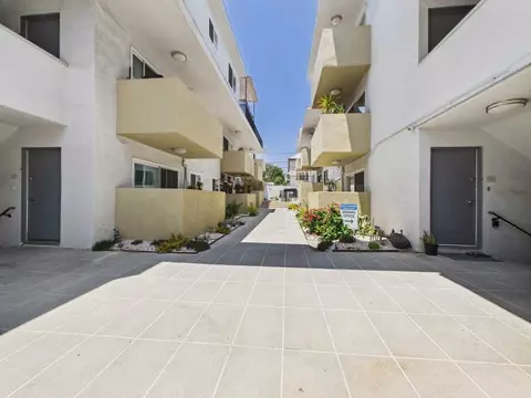 303 E Alameda Ave, Burbank, CA 91502 photo 65