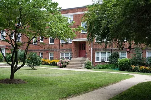 4703 20th Rd N, Arlington, VA 22207