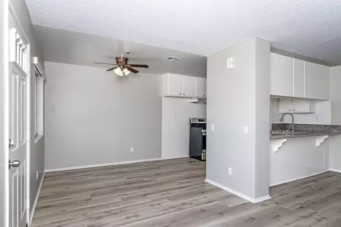 569 E 11th St, Upland, CA 91786 photo 5