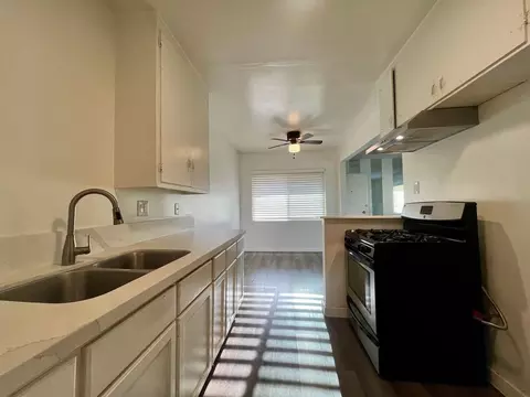 2708 W 141st Pl, Gardena, CA 90249