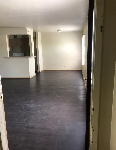 2219 E Travis St, Laredo, TX 78043