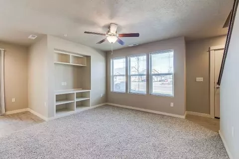 100 S Locust Grove Rd, Meridian, ID 83642