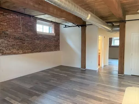 11 Vila St, Haverhill, MA 01832