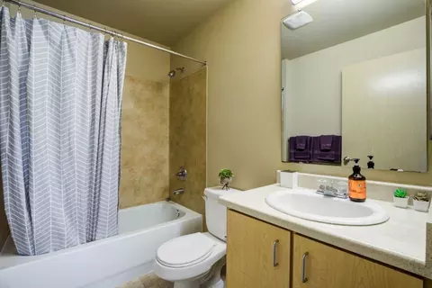 13445 Martin Luther King Jr Way S, Seattle, WA 98178 photo 16