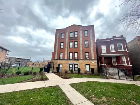 3149 N Springfield Ave, Chicago, IL 60618