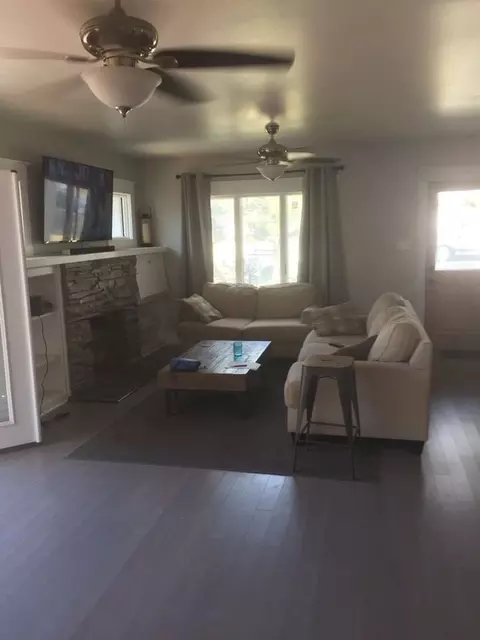 611 S Freeman St, Oceanside, CA 92054 photo 3