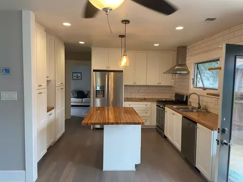 611 S Freeman St, Oceanside, CA 92054