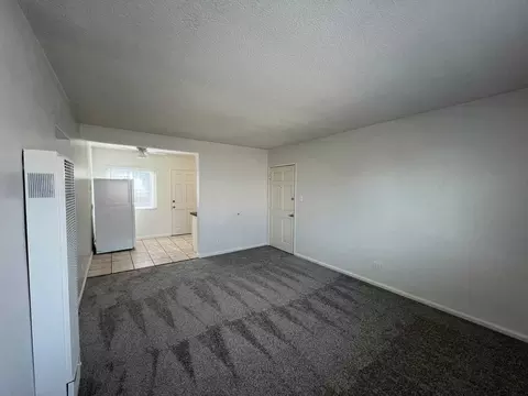 4453 W 129th St, Hawthorne, CA 90250
