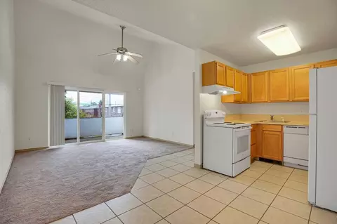 5316 E Burnside St, Portland, OR 97215