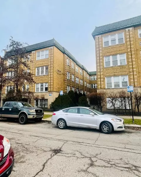 4045 4055 W School St, Chicago, IL 60641
