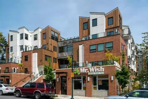 330 4th St, Kirkland, WA 98033