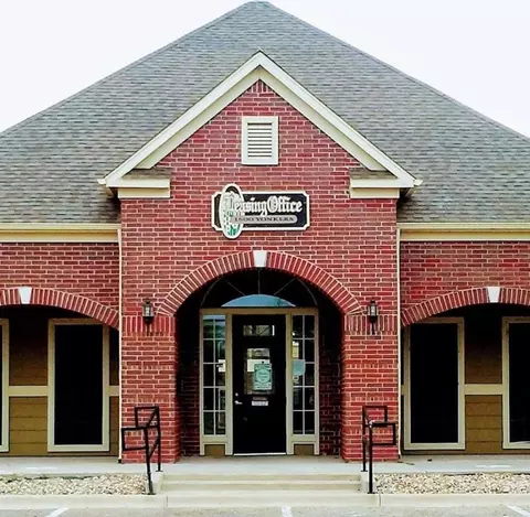 1500 Yonkers St, Plainview, TX 79072