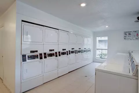 5402 Renwick Dr, Houston, TX 77081 photo 15