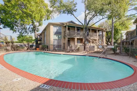 5402 Renwick Dr, Houston, TX 77081 photo 11
