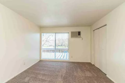 3902 Annadale Ln, Sacramento, CA 95821 photo 2