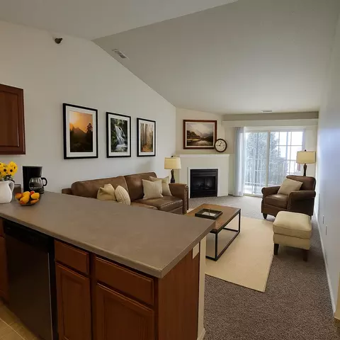 1014 E Sunrise Pl, Sioux Falls, SD 57108