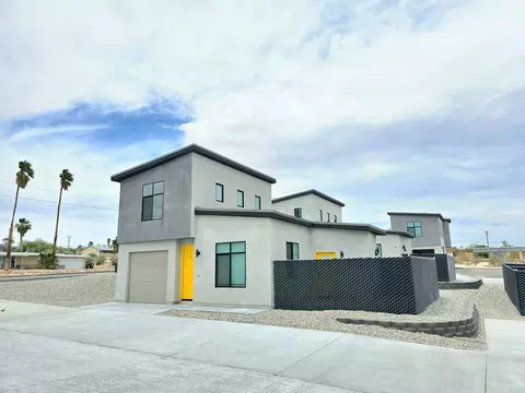 5995 Bagley Ave, Twentynine Palms, CA 92277