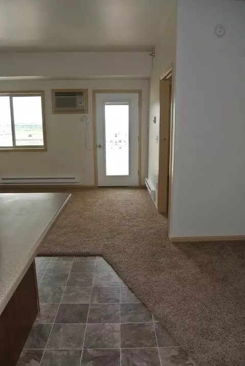 1900 Dakota Dr N, Fargo, ND 58102