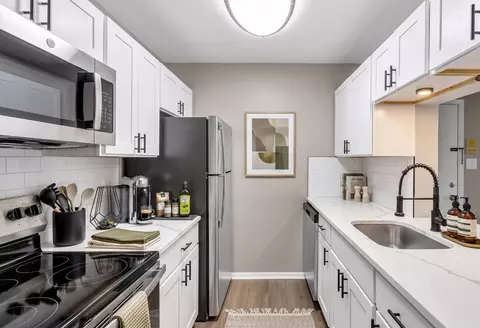 749 Green Tree Cir, Chesapeake, VA 23320
