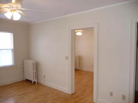 2062 Marshall Ave, Saint Paul, MN 55104