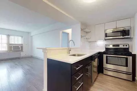 18 S Kingshighway Blvd, Saint Louis, MO 63108