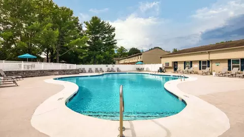 4356 Garst Mill Rd, Cave Spring, VA 24018 photo 3