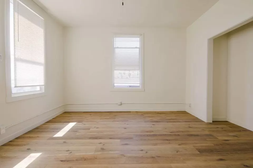  960 S Oxford Ave, Los Angeles, CA 90006 photo 6