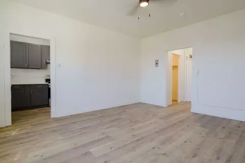 960 S Oxford Ave, Los Angeles, CA 90006