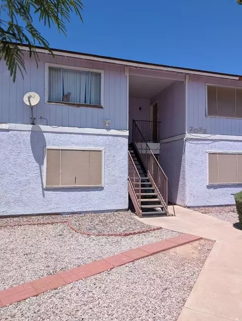 2032 N Hunt Cir, Mesa, AZ 85203