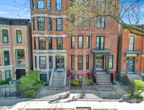 451 W Belden Ave, Chicago, IL 60614 photo 12