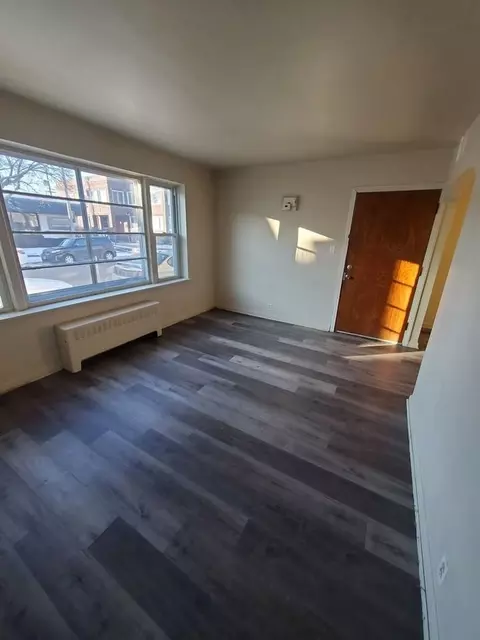 825 Wisconsin Ave, Racine, WI 53403