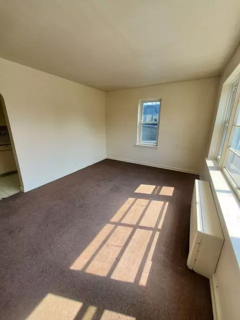 825 Wisconsin Ave, Racine, WI 53403