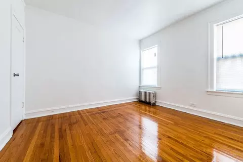 7700 S Kingston Ave, Chicago, IL 60649 photo 7