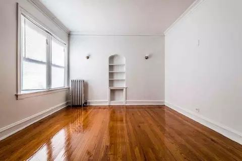 7700 S Kingston Ave, Chicago, IL 60649 photo 3