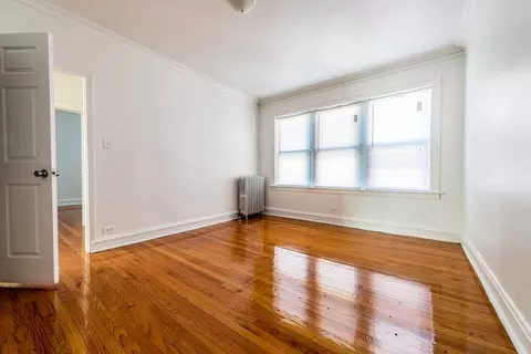 7700 S Kingston Ave, Chicago, IL 60649 photo 10