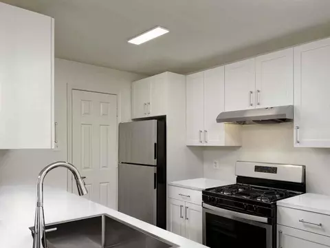 10306 Strathmore Hall St, North Bethesda, MD 20852 photo 10