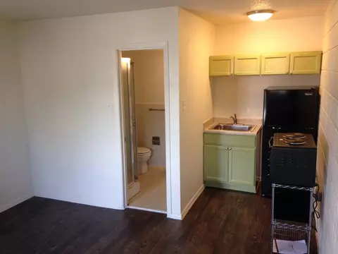 500 Elmwood Pl, Austin, TX 78705