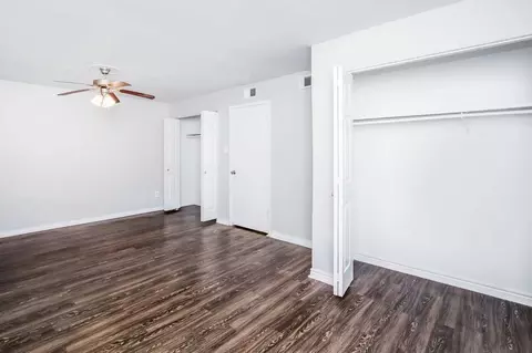 1251 Wilcrest Dr, Houston, TX 77042 photo 33