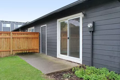 4605 4609 Ne Killingsworth St, Portland, OR 97218