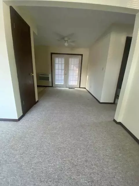 Lancaster Rd, Erie, PA 16506