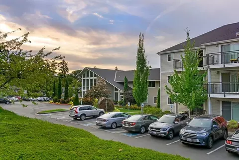 13700 NE 10th Pl, Bellevue, WA 98005 photo 29
