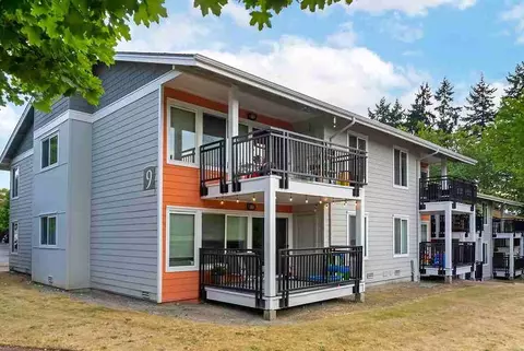 13700 NE 10th Pl, Bellevue, WA 98005 photo 27