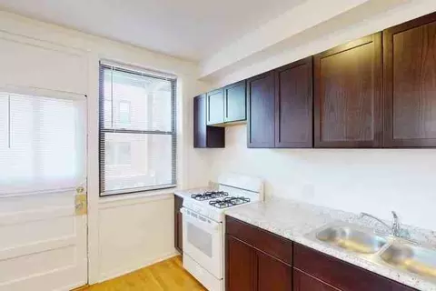 5237 S Kenwood Ave, Chicago, IL 60615