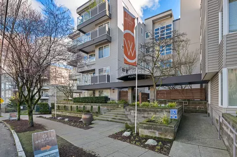 3233 SW Avalon Way, Seattle, WA 98126