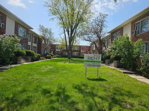 1933 Hickory Rd, Homewood, IL 60430