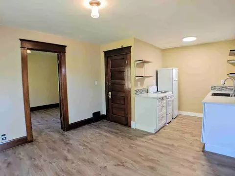 427 SW 5th St, Corvallis, OR 97333