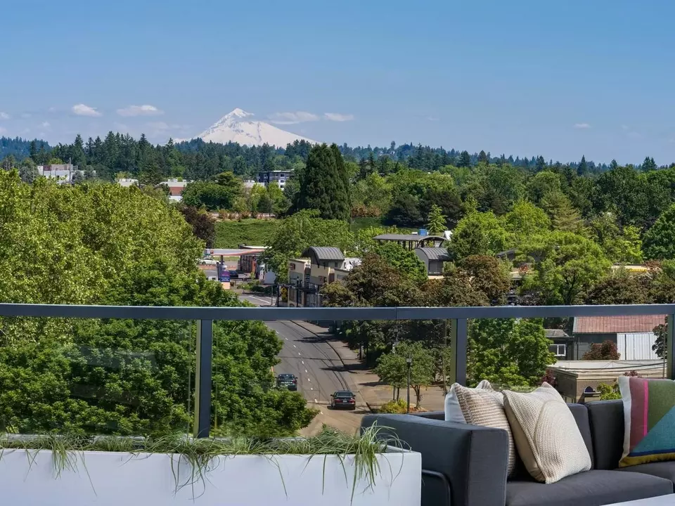  12230 SW Broadway St, Beaverton, OR 97005 photo 16
